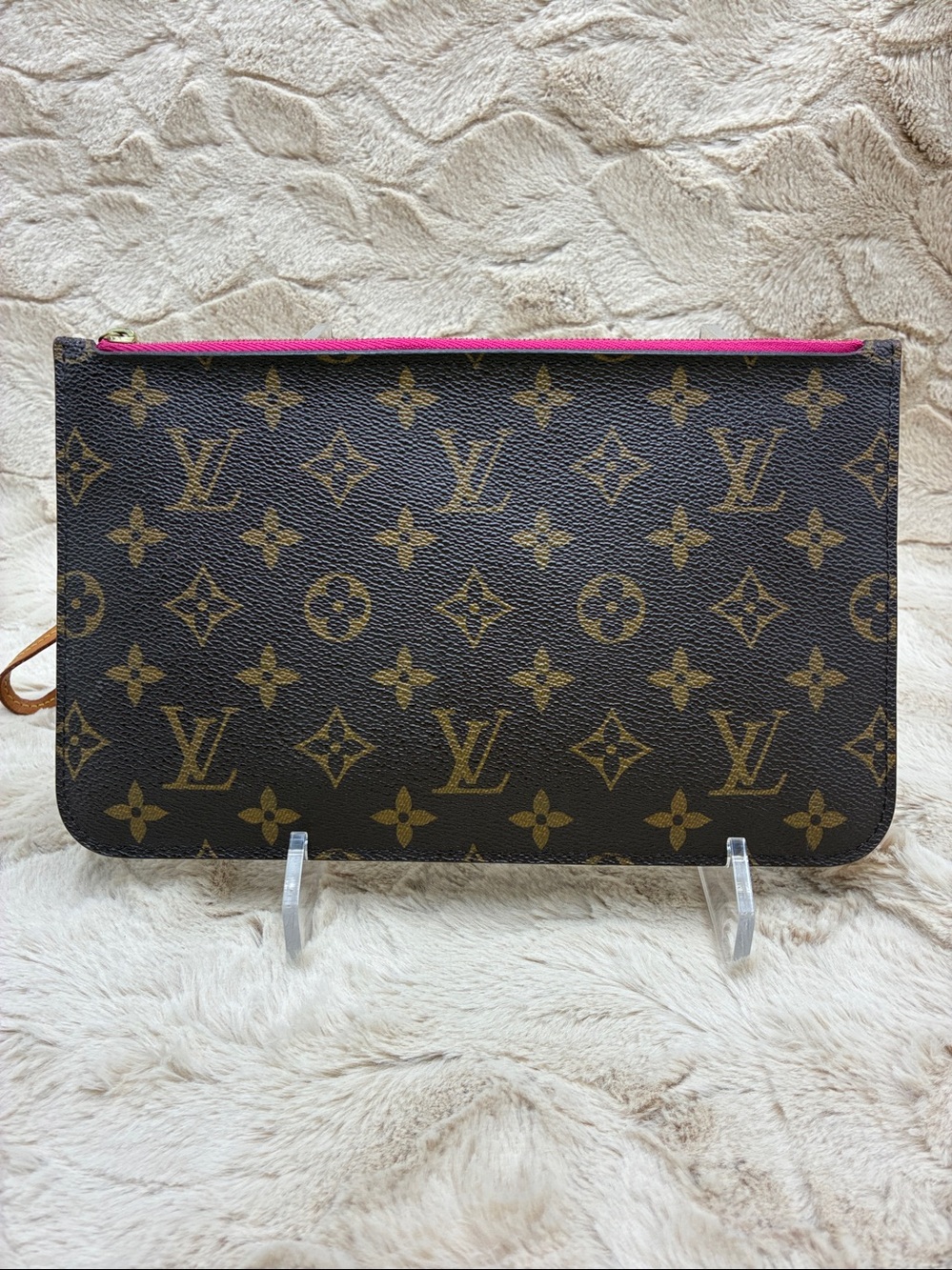 Louis Vuitton Monogram Canvas Pochette wristlet from the Neverfull bag. Peony.